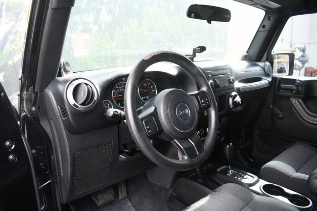 Used 2012 Jeep Wrangler Sport AWD/4WD image 14