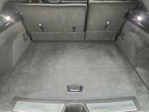 Used 2025 Cadillac Lyriq Sport image 15