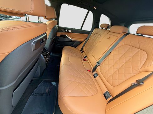 New 2026 BMW X5 xDrive40i w/ M Sport Package image 21