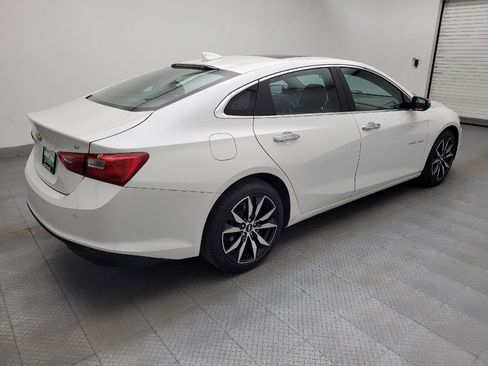 Used 2018 Chevrolet Malibu LT w/ Leather Package image 10