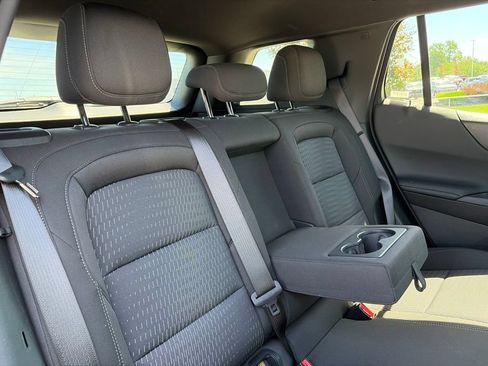 Used 2026 Chevrolet Equinox LT FWD image 35