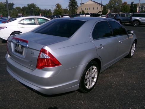 Used 2011 Ford Fusion SEL image 4