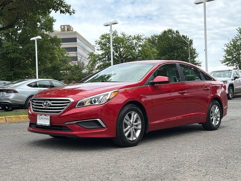 Used 2017 Hyundai Sonata SE FWD image 6