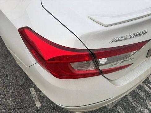Used 2020 Honda Accord Sport image 4