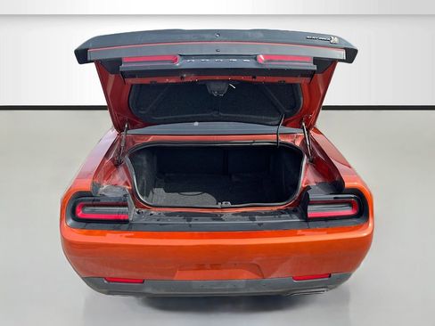Used 2022 Dodge Challenger R/T Scat Pack w/ Dynamics Package RWD image 26