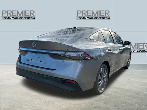 New 2026 Nissan Sentra SL w/ Floor Mat Package FWD image 5