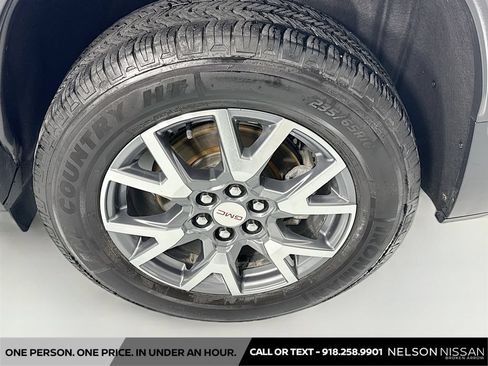 Used 2023 GMC Acadia SLT AWD/4WD image 32