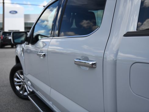 New 2026 Ford F150 Lariat w/ Equipment Group 502A High AWD/4WD image 11
