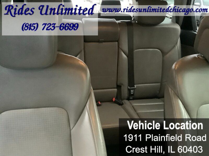 Used 2014 Hyundai Santa Fe GLS FWD image 40