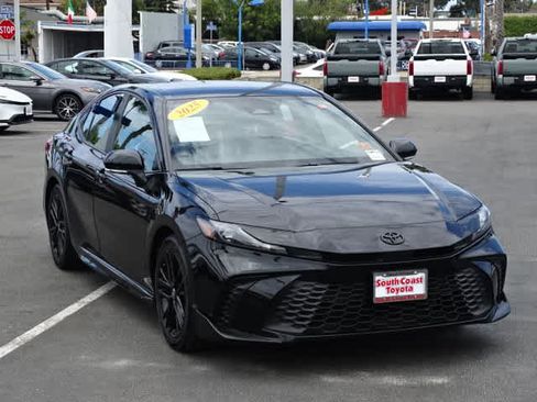 Certified 2025 Toyota Camry SE FWD image 2