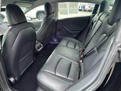 Used 2021 Tesla Model 3 Long Range AWD/4WD image 15