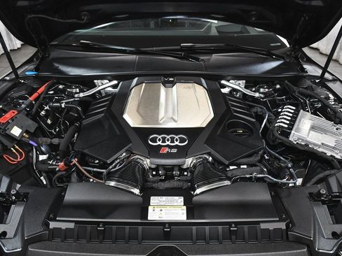 Used 2023 Audi RS 7 Sportback w/ Black Optic Package image 87