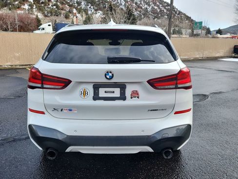 Used 2021 BMW X1 xDrive28i image 11