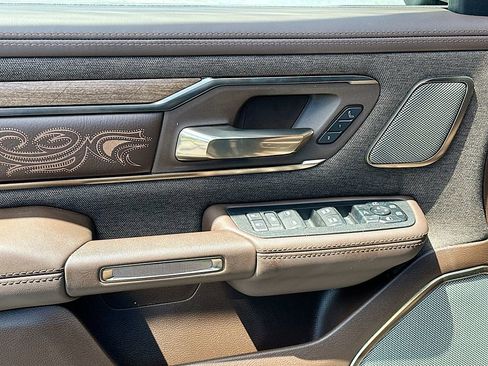 New 2025 RAM 1500 Limited image 24