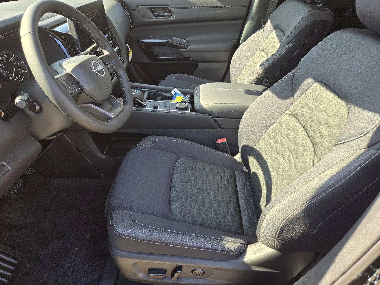 New 2026 Nissan Pathfinder SV AWD/4WD image 11