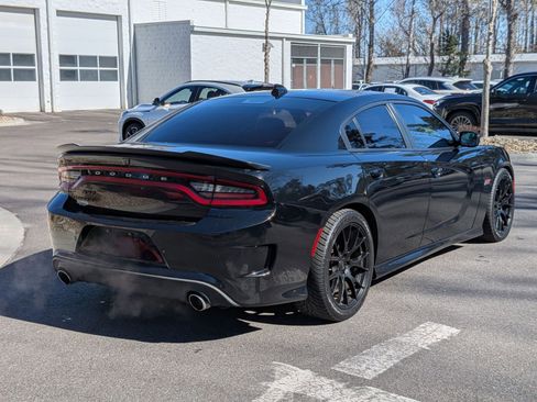 Used 2017 Dodge Charger R/T Scat Pack w/ Dynamics Package image 3