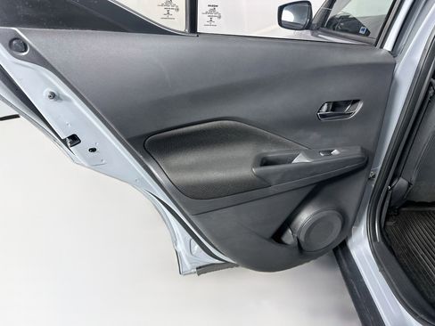 Used 2023 Nissan Kicks SV FWD image 27