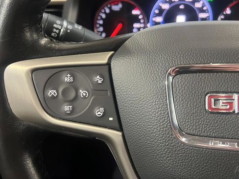 Used 2020 GMC Acadia Denali w/ Technology Package image 29