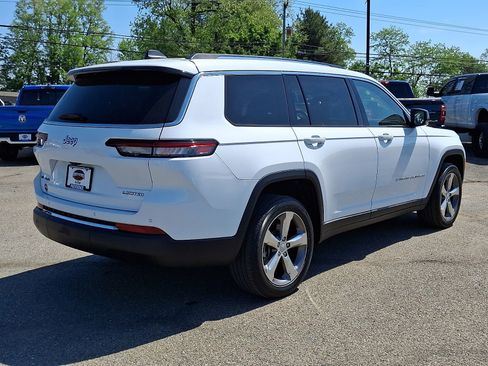 Used 2021 Jeep Grand Cherokee L Limited AWD/4WD image 7