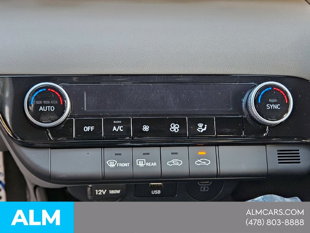 Used 2026 Hyundai Elantra Sport FWD image 21