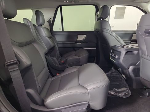 New 2026 Ford Expedition Active AWD/4WD image 23