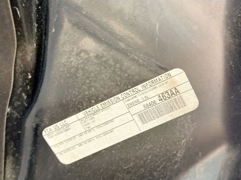 Used 2019 Jeep Grand Cherokee Laredo image 16