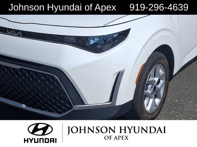 Used 2023 Kia Soul LX w/ LX Technology Package FWD image 30