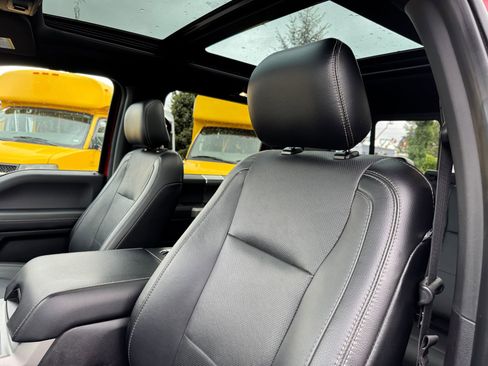 Used 2016 Ford F150 Lariat w/ Equipment Group 502A Luxury AWD/4WD image 12