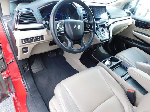 Certified 2022 Honda Odyssey Touring image 15