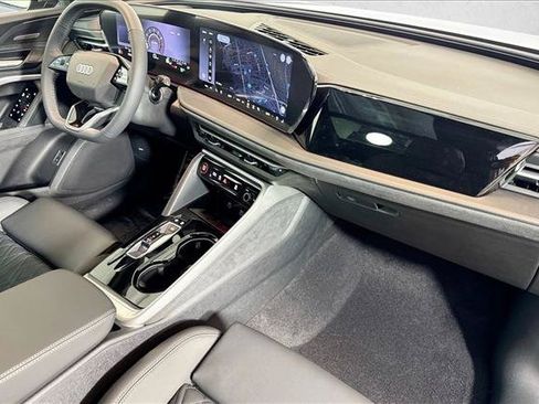 New 2026 Audi SQ5 Premium Plus AWD/4WD image 26