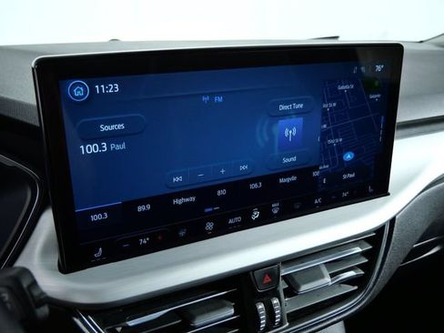 Certified 2025 Ford Escape Platinum AWD/4WD image 21