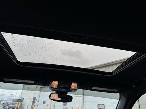 Used 2018 Dodge Durango R/T w/ Blacktop Package image 20