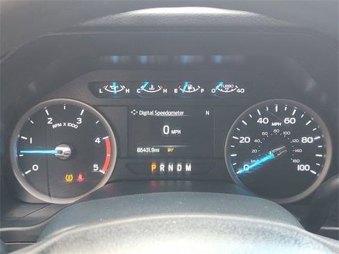 Used 2022 Ford F250 XLT w/ FX4 Off-Road Package image 18