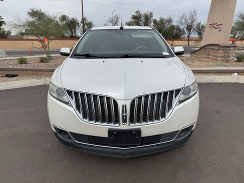 Used 2014 Lincoln MKX FWD image 8