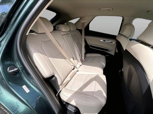 Used 2023 Genesis GV70 2.5T AWD/4WD image 19