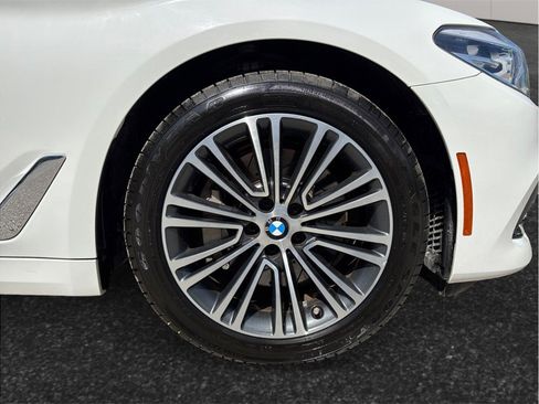 Used 2018 BMW 540i RWD image 12