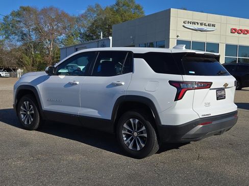 Used 2025 Chevrolet Equinox LT image 10