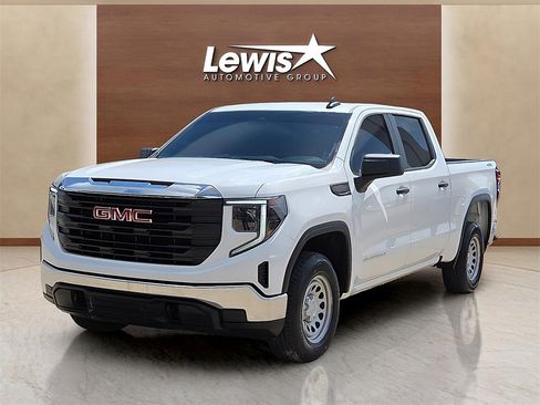 Used 2024 GMC Sierra 1500 Pro w/ Pro Value Package image 2