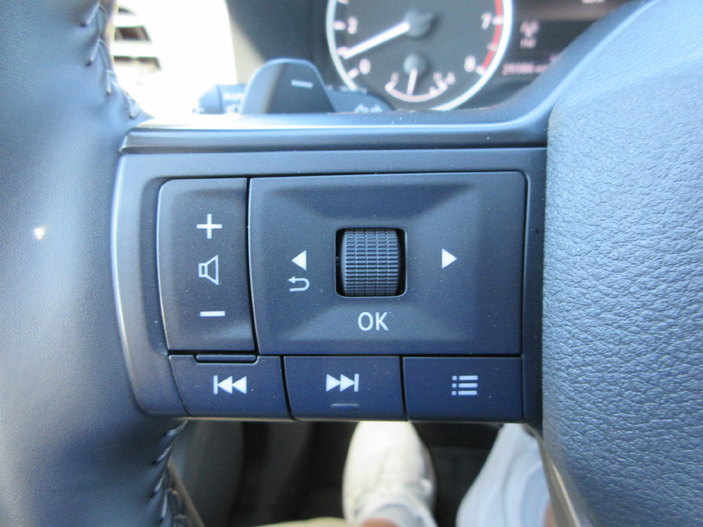 Used 2026 Nissan Rogue SV AWD/4WD image 25