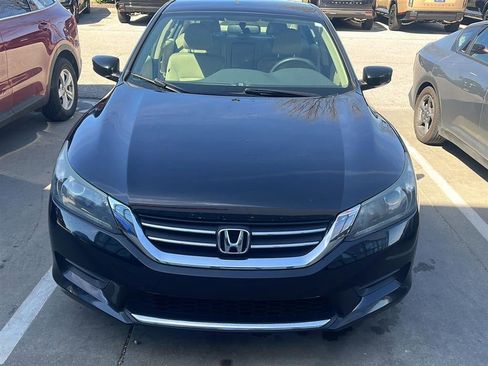Used 2015 Honda Accord LX image 4