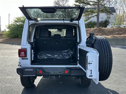 New 2025 Jeep Wrangler Sahara image 33