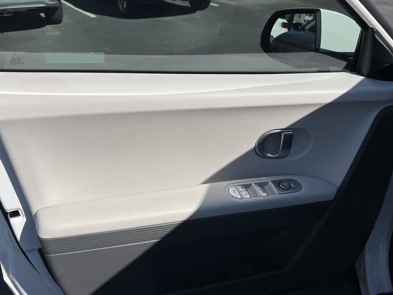 Certified 2024 Hyundai Ioniq 5 SEL AWD/4WD image 29