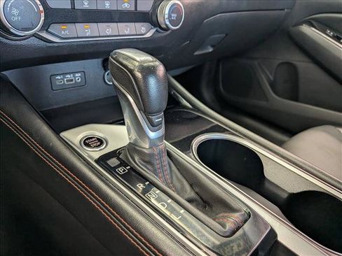 Used 2024 Nissan Altima 2.5 SR FWD image 17