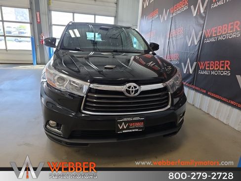 Used 2015 Toyota Highlander Limited AWD/4WD image 2