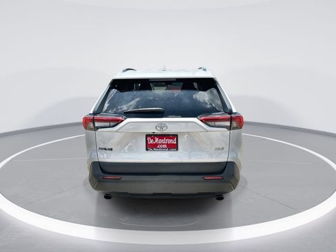 Used 2023 Toyota RAV4 XLE FWD image 7