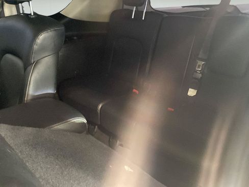Used 2016 INFINITI QX80 4WD w/ 22" Wheel Package image 18
