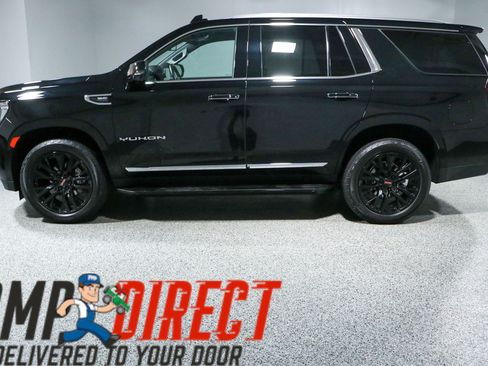 Used 2023 GMC Yukon SLT w/ SLT Premium Package AWD/4WD image 10