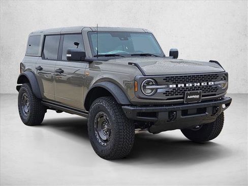 New 2025 Ford Bronco Badlands image 7