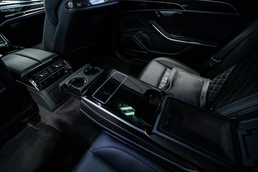 Used 2023 Audi S8 AWD/4WD image 58