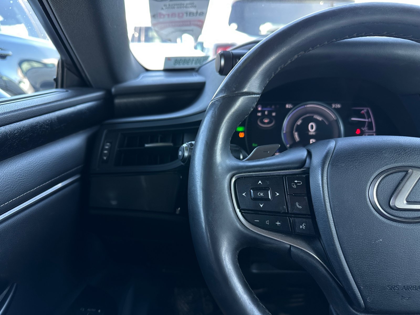 Used 2022 Lexus ES 300h w/ Premium Package FWD image 18